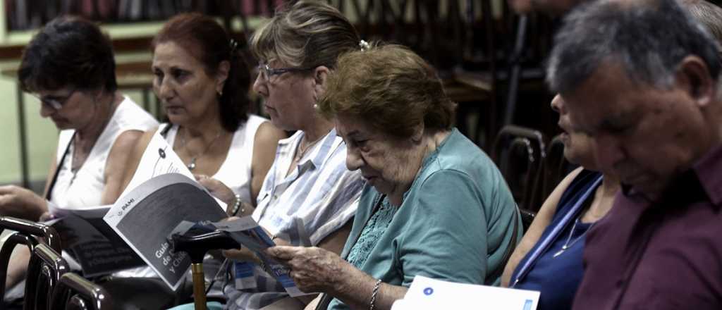 Buscan eliminar el trámite de "fe de vida" para los jubilados
