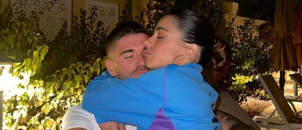 De Paul y un rom&aacute;ntico posteo para Tini luego del pase a semis