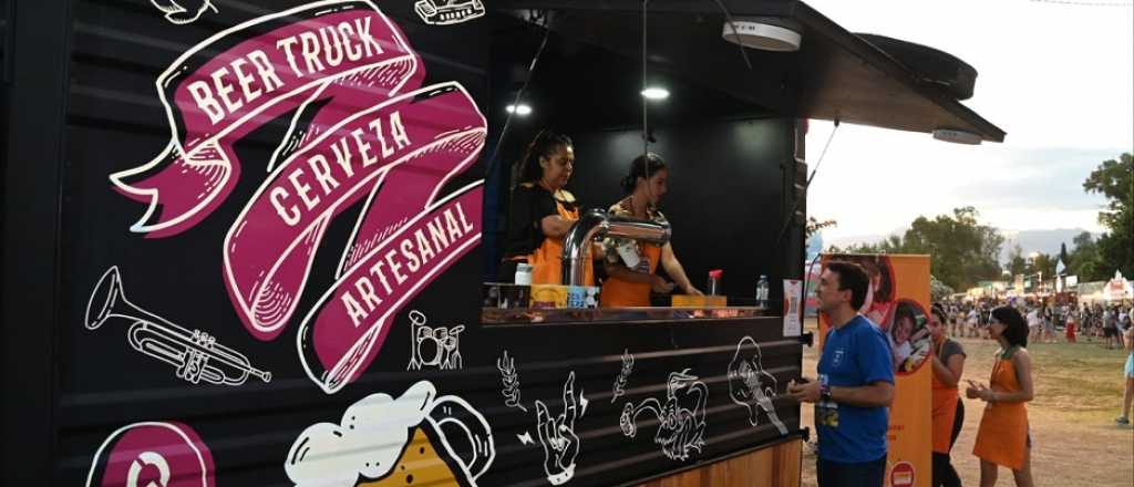 La Fiesta de la Cerveza junt&oacute; m&aacute;s de $800 mil para el Banco de Alimentos