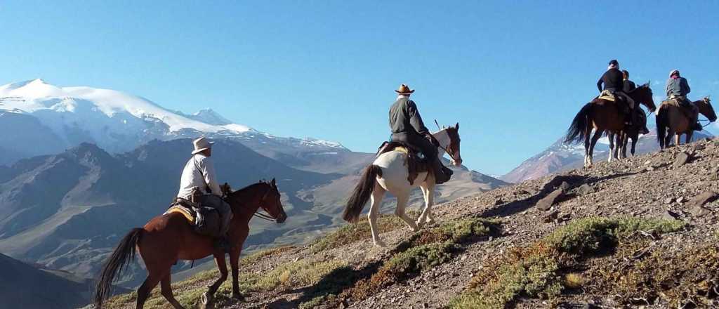 As&iacute; deben ser las cabalgatas en El Manzano Hist&oacute;rico y Portillo Piuquenes