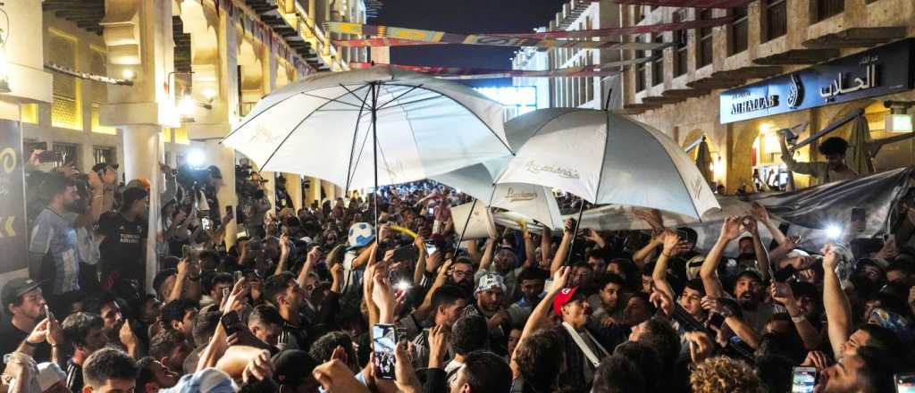 Banderazo hist&oacute;rico por Argentina a horas de la final del Mundial