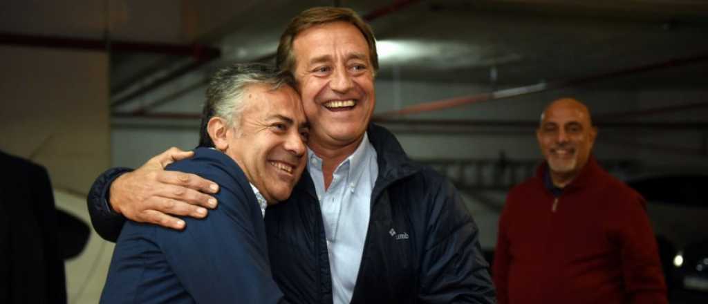 Cómo ven los mendocinos la gestión de Suarez y de Alberto Fernández