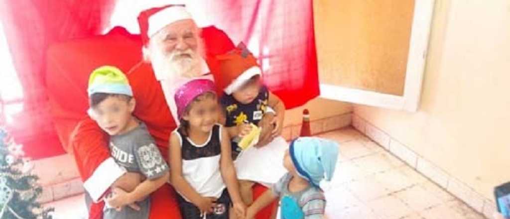 Hijos de mujeres encarceladas recibieron la visita de Papá Noel