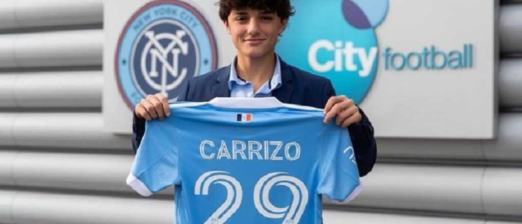 El futbolista argentino de 14 años que firmó su primer contrato profesional