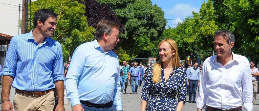 Katopodis inaugur&oacute; y recorri&oacute; obras en Tunuy&aacute;n