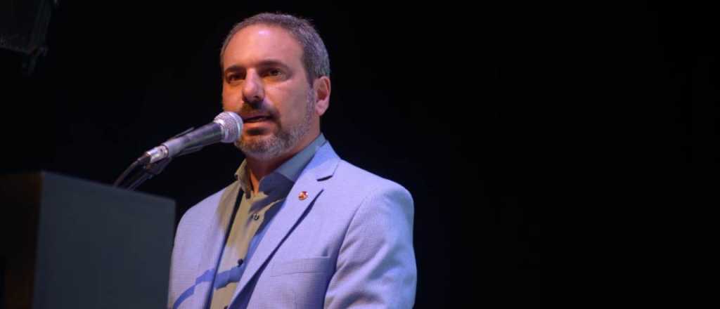 Martín Hinojosa lanzó su precandidatura a gobernador de Mendoza