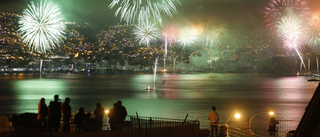 Valparaíso y Viña del Mar no harán su show de fuegos artificiales