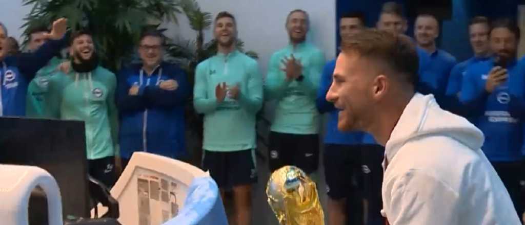 Con todos los honores: incre&iacute;ble recibimiento del Brighton a Mac Allister