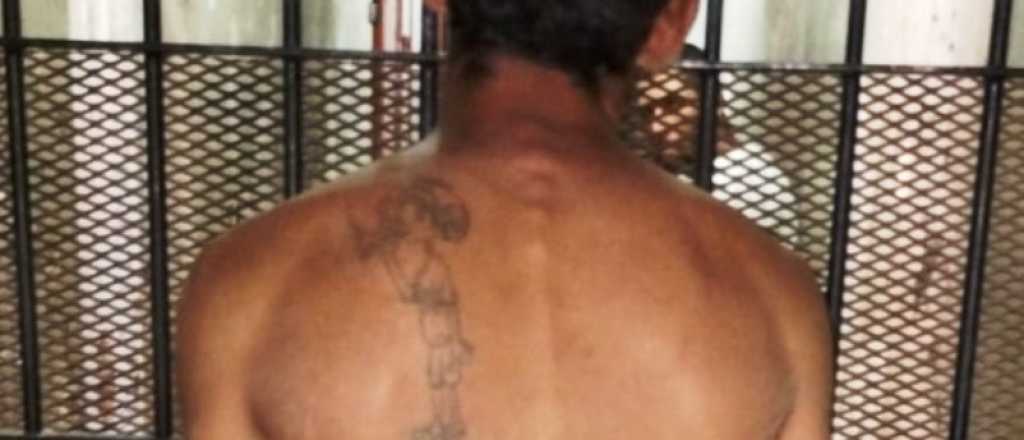 Detuvieron a dos hombres que robaban luminaria p&uacute;blica en Lavalle