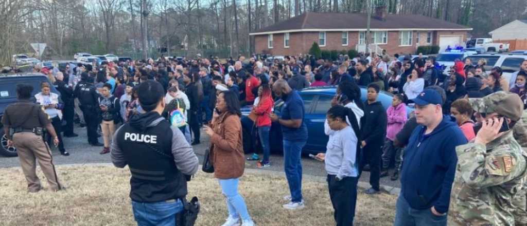 Un ni&ntilde;o de seis a&ntilde;os dispar&oacute; en su escuela e hiri&oacute; a una maestra