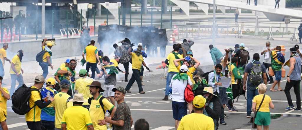 Crece la tensión en Brasil y Lula decretó la intervención Federal en Brasilia