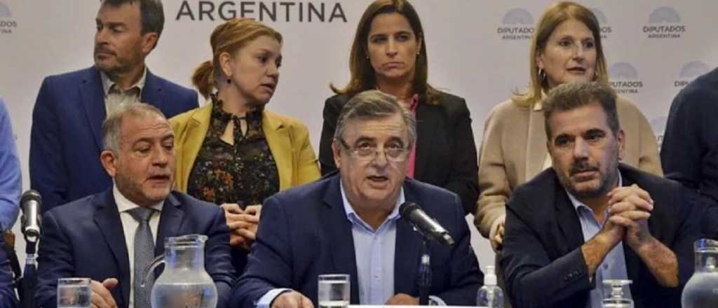 La oposici&oacute;n embisti&oacute; contra el Gobierno por la inflaci&oacute;n anual del 94,8%