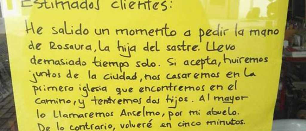 El original cartel de una librer&iacute;a que se viraliz&oacute; en Internet