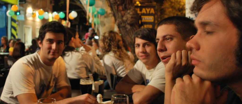 Tres diputados mendocinos le quieren poner fin al tapaboca