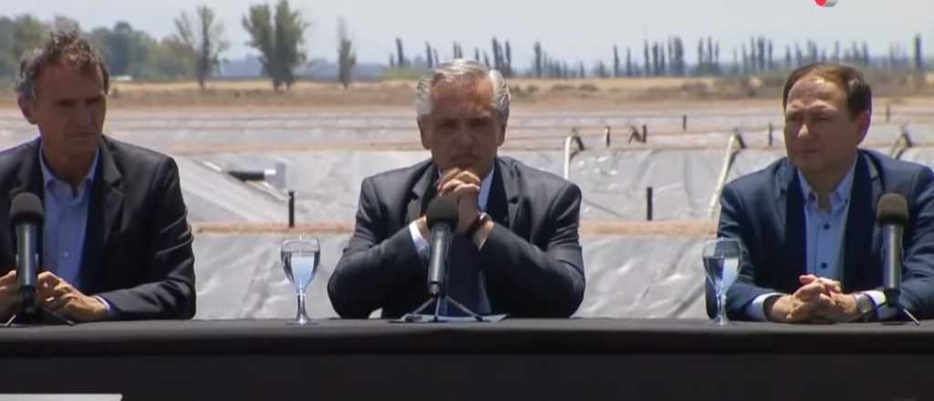 Ignorado hasta por los propios, el presidente inauguró obras en Mendoza