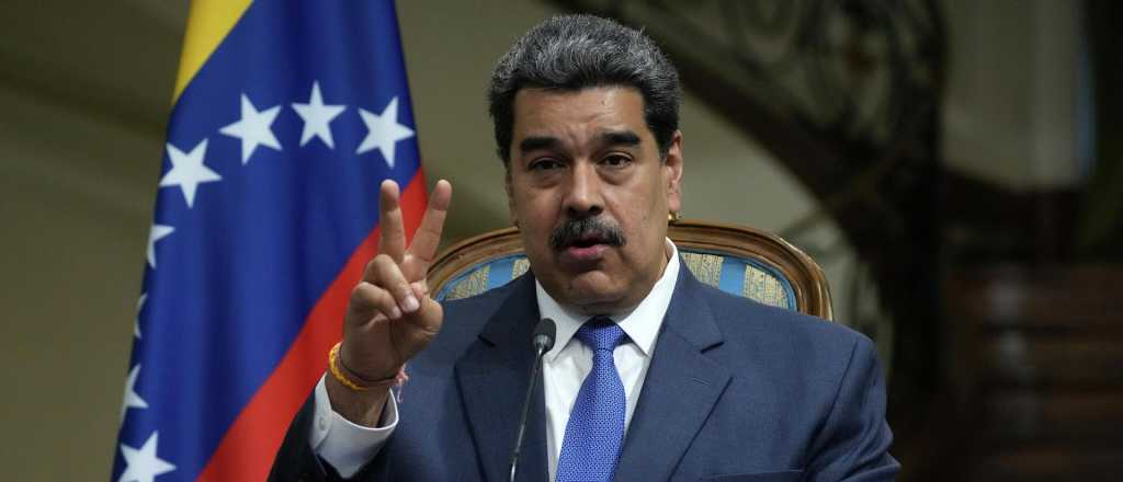 Maduro tiene 20 rehenes extranjeros para negociar su salida de Venezuela