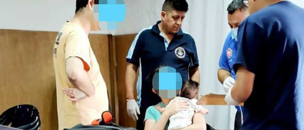 H&eacute;roes: bomberos le salvaron la vida a una beb&eacute; que se hab&iacute;a ahogado 