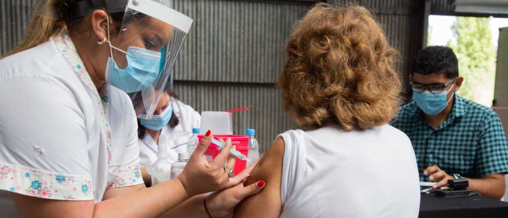 Una mendocina denunci&oacute; que la Sputnik le provoc&oacute; una grave enfermedad