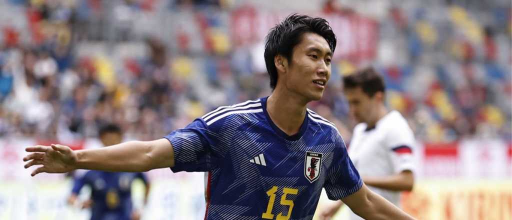 El Barcelona quiere a un futbolista japonés que la rompió en el Mundial