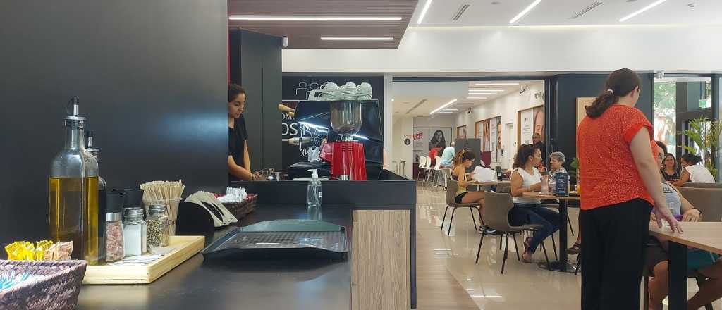 El banco que elige Mendoza para abrir su tercer work café del país