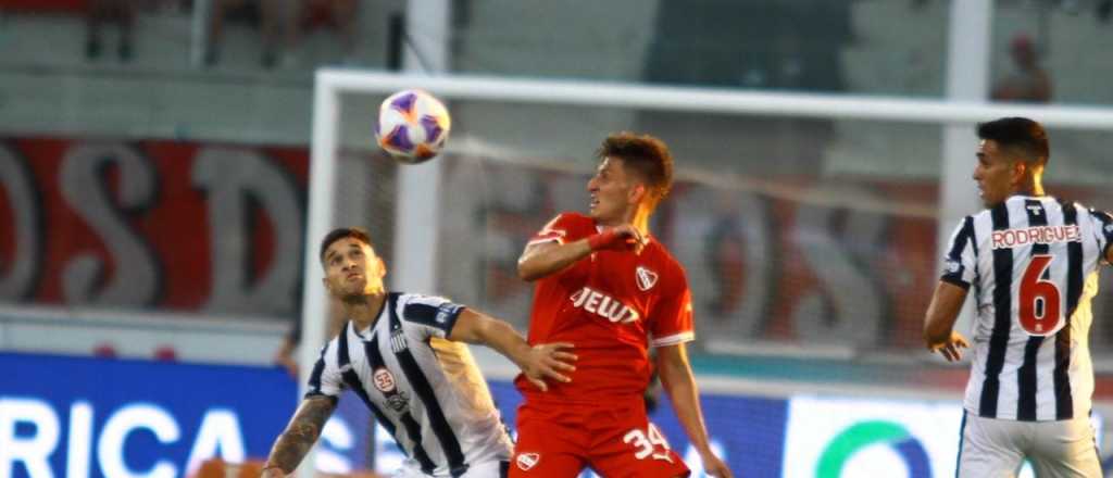 Gracias a un gol en contra, Independiente venci&oacute; a Talleres