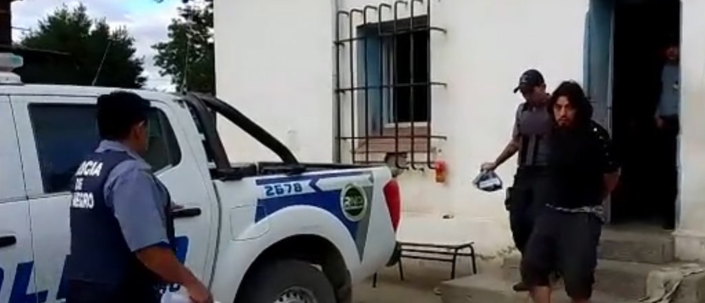 Videos: así detuvieron a Jones Huala en El Bolsón