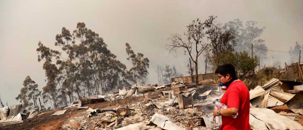 Al menos 5 muertos por los incendios forestales en Chile