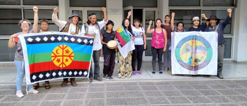 La caravana anti-mapuche se mantiene firme a pesar de una denuncia penal