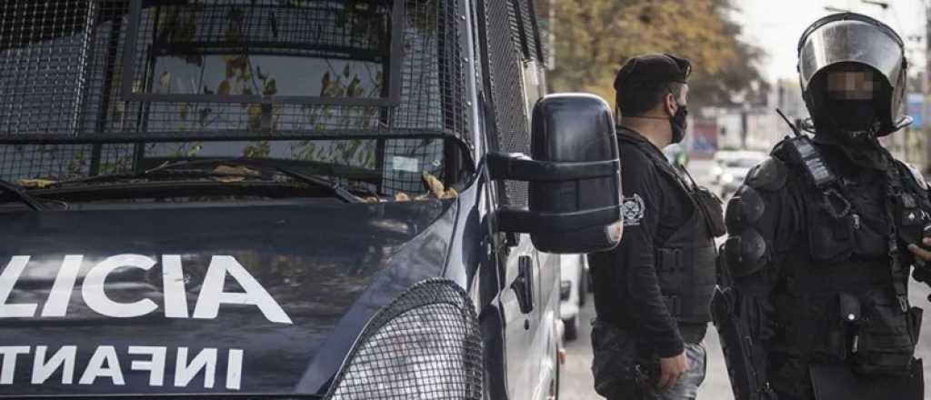 Los policías de Mendoza piden un salario de 800 mil pesos