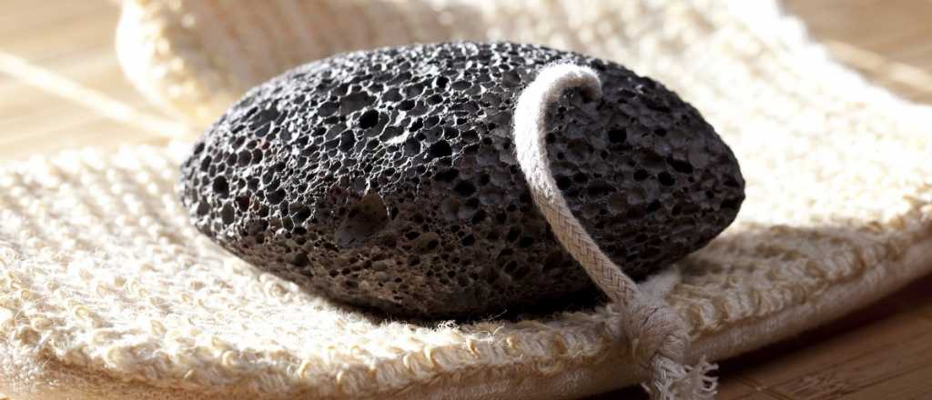 Usos de la piedra p&oacute;mez para la limpieza