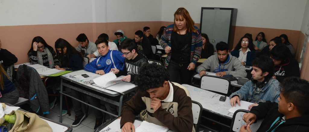Multiplicaron por cinco el presupuesto del programa Mendoza Educa