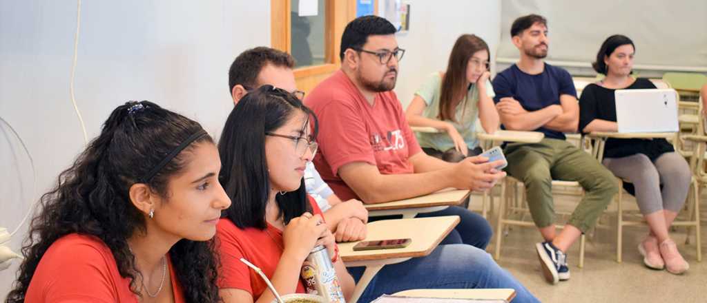 C&oacute;mo inscribirte a las becas Belgrano y cobrar hasta 50 mil pesos