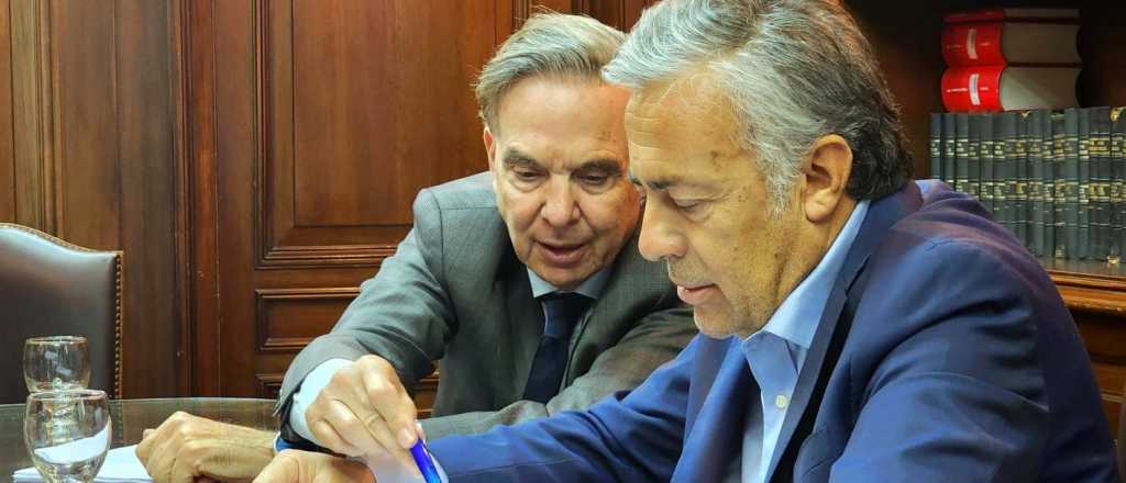 Cornejo denunci&oacute; al INAI por las tierras a "mapuches" en Mendoza 