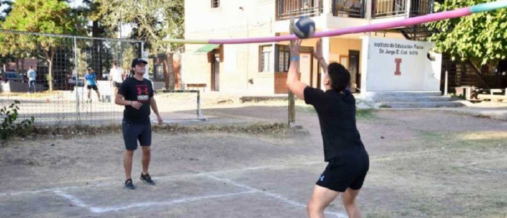 Mil aspirantes rindieron para ingresar a Educación Física en Mendoza