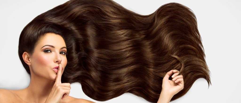 ¿Cómo hacer un baño de luz para iluminar tu pelo?