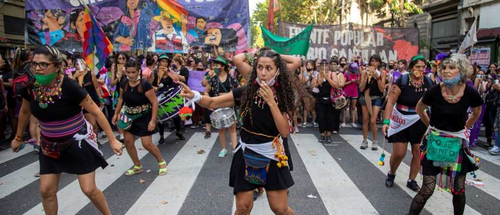 Qué calles cortarán en Ciudad por la marcha del Día de la Mujer