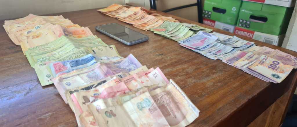 Vend&iacute;an drogas en tres departamentos: est&aacute;n presos