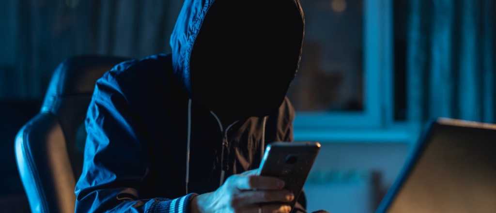 Cómo saber si te han hackeado el teléfono y qué hacer