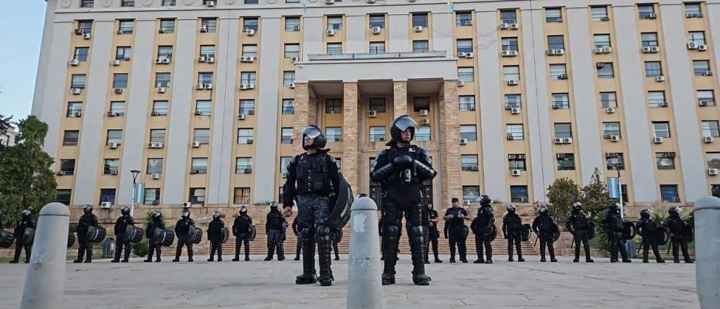 Los estatales mendocinos ya tienen fecha de cobro para marzo