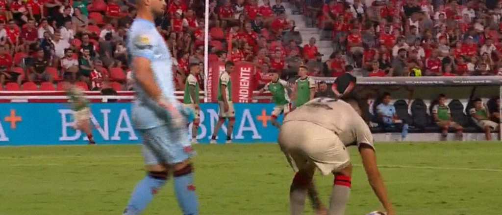 Video: Goltz y el penal m&aacute;s rid&iacute;culo e incre&iacute;ble de la historia