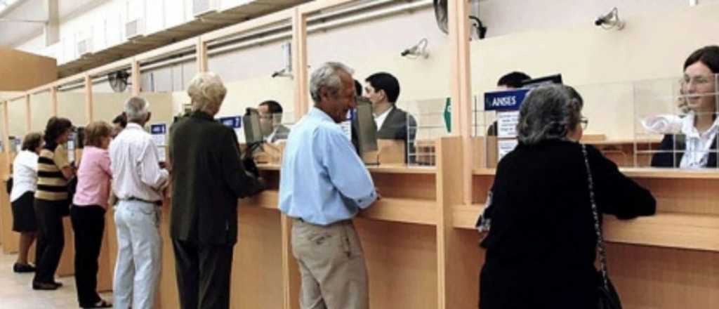 Los bancarios consiguieron un aumento del 75%