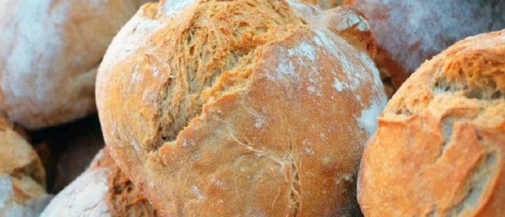 Cómo preparar un rico pan esponjoso con 3 ingredientes
