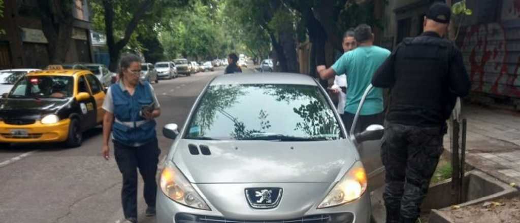Secuestraron autos de una app de transporte por irregularidades en Mendoza