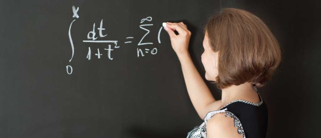 Analfabetos digitales: casi medio siglo de atraso en la educaci&oacute;n