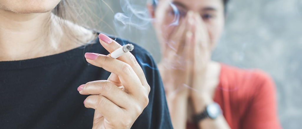 Hogar libre de humo: 5 maneras de eliminar el olor a cigarrillo de tu casa