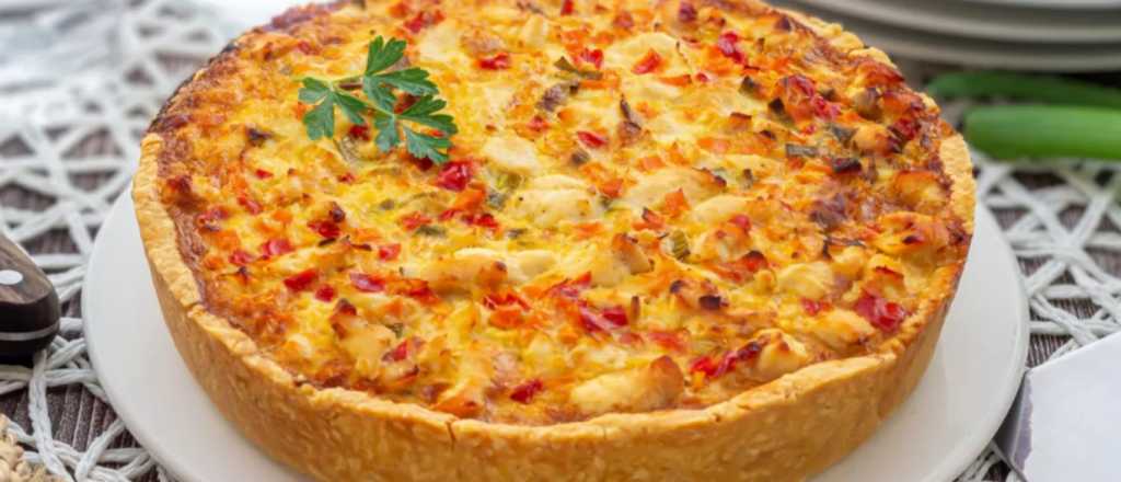 &iquest;Te sobr&oacute; pollo? La receta de la tarta que se hizo viral en TikTok