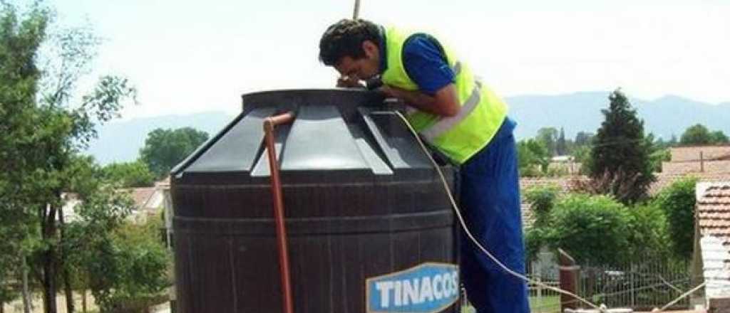 Cómo limpiar el tanque de agua