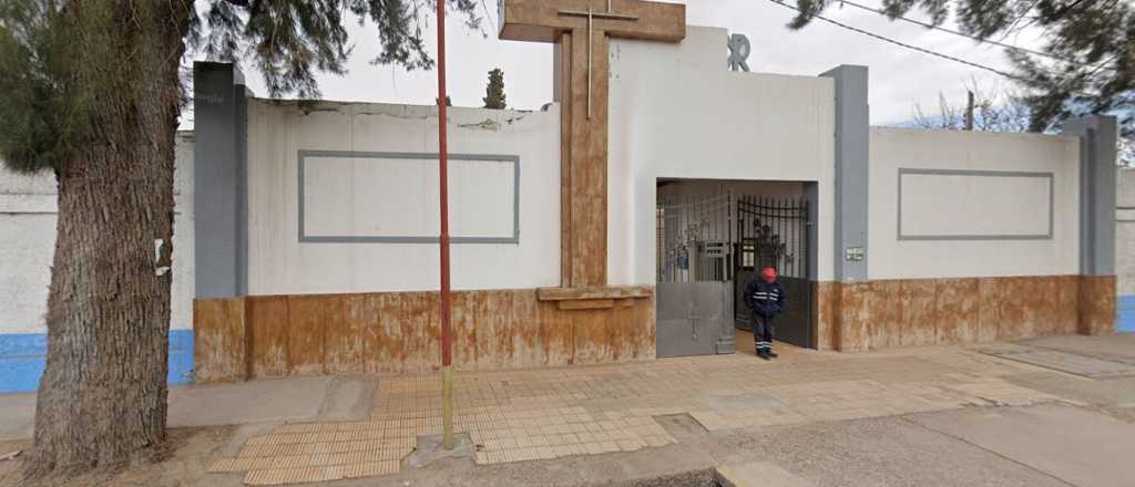 Detuvieron a una pareja por robar en el cementerio de Maipú