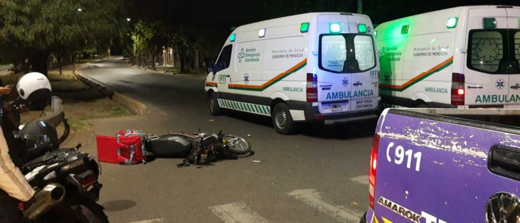 Una chica de 17 años está grave en el Central tras caer de una moto