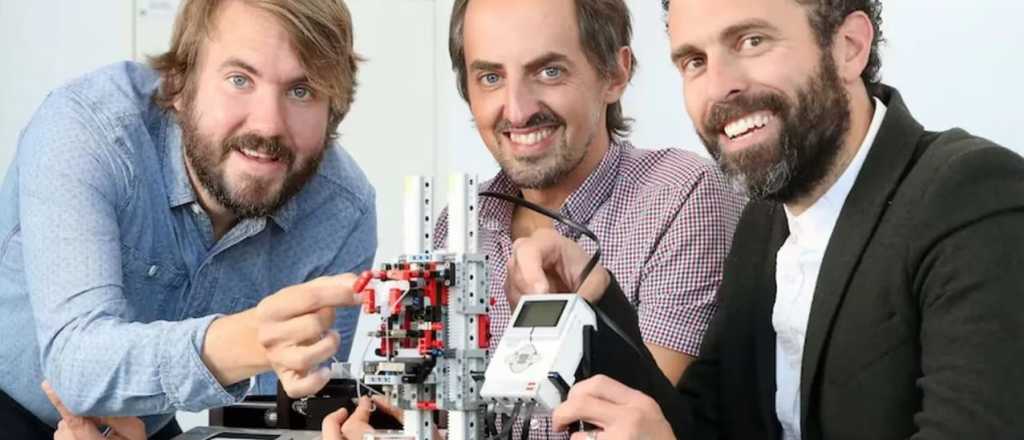 Dise&ntilde;aron una impresora 3D con piezas de Lego que crea piel humana